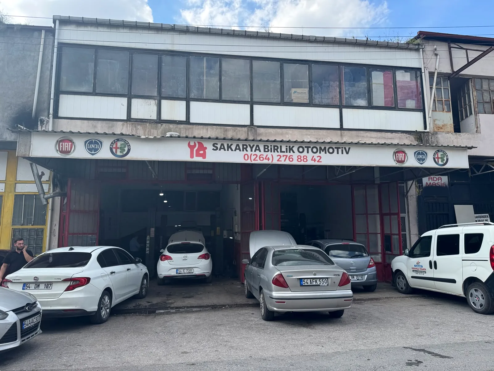 Sakarya Birlik Otomotiv Erenler Fiat özel servis dış cephe